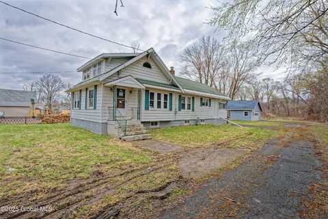 387 Hudson River Road, Halfmoon, NY 12188