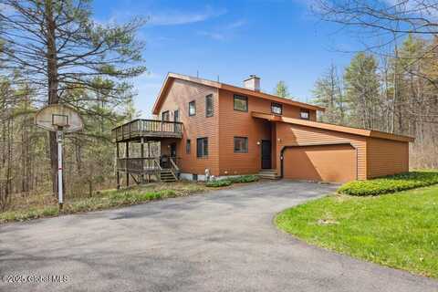 40 Indian Ladder Drive, Altamont, NY 12009