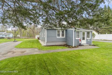 16 James Street, Poestenkill, NY 12140