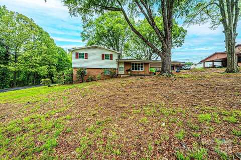 1521 19th Street SW, Hickory, NC 28602