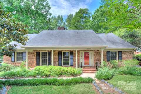 2235 Ramblewood Lane, Charlotte, NC 28210