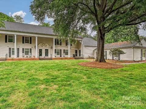 7004 Quail Hill Road, Charlotte, NC 28210