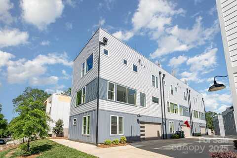 302 Wesley Heights Way, Charlotte, NC 28208