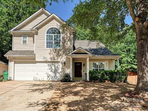 7923 Shiny Meadow Lane, Charlotte, NC 28215