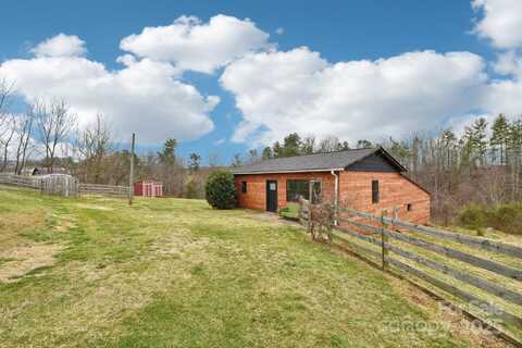 64 Alexander Road, Weaverville, NC 28787