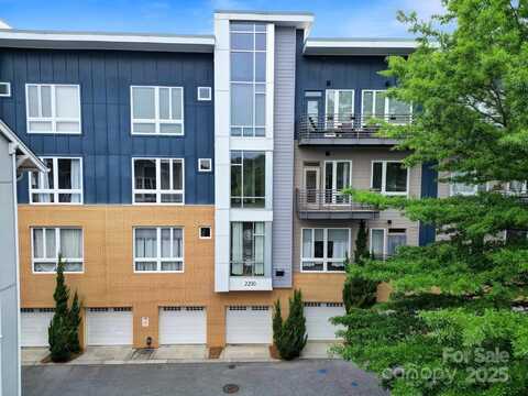 2200 Lyndhurst Avenue, Charlotte, NC 28203