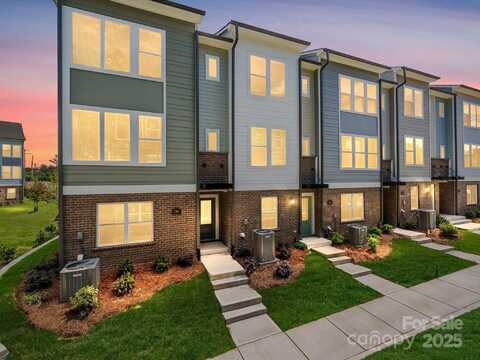 1112 Bismuth Lane, Charlotte, NC 28211