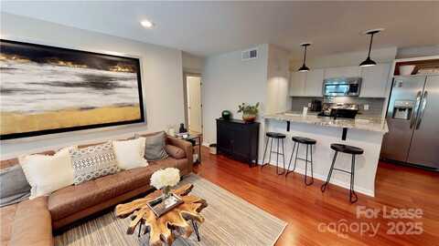 415 W 8th Street, Charlotte, NC 28202