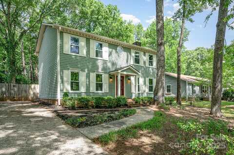 8936 Rittenhouse Circle, Charlotte, NC 28270