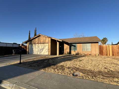 44013 Raysack Avenue, Lancaster, CA 93535
