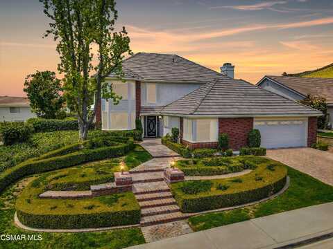 5849 Middle Crest Drive, Agoura Hills, CA 91301