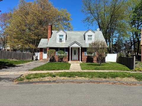 9 Walter Place, Bristol, CT 06010