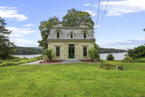 77 Main Street, East Haddam, CT 06423