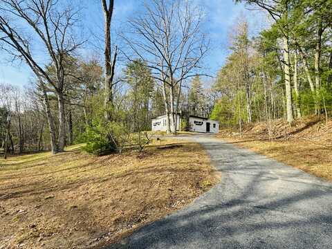 174 North Sterling Road, Plainfield, CT 06354