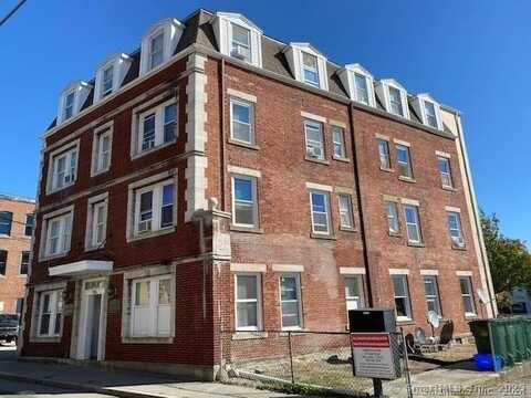 96 Green Street, New London, CT 06320