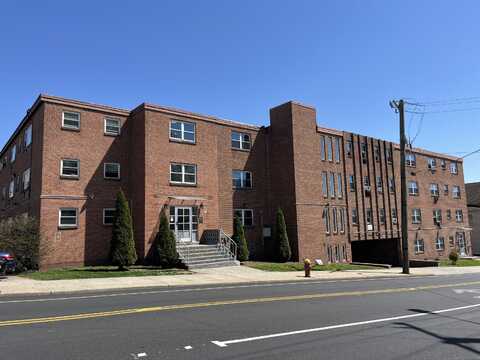 32 Cook Avenue, Meriden, CT 06451