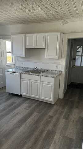 178 Brentwood Avenue, Fairfield, CT 06825
