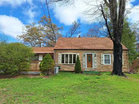 44 Old Plains Road, Windham, CT 06226
