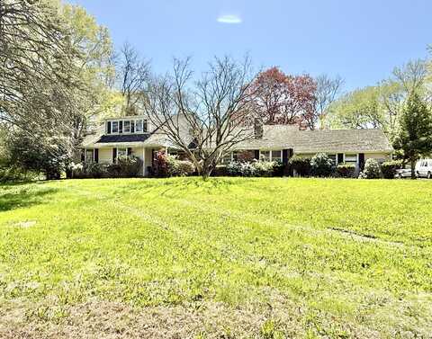 37 Barclay Drive, Stamford, CT 06903