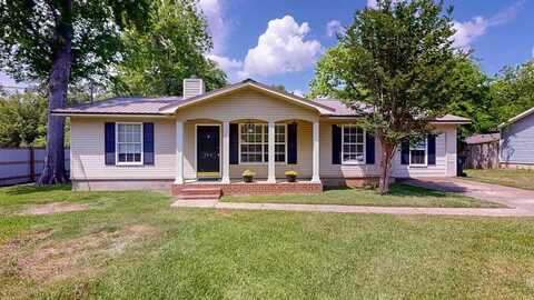 904 Yorktown Road, Dothan, AL 36301