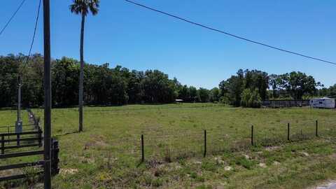 758th St, Old Town, FL 32680