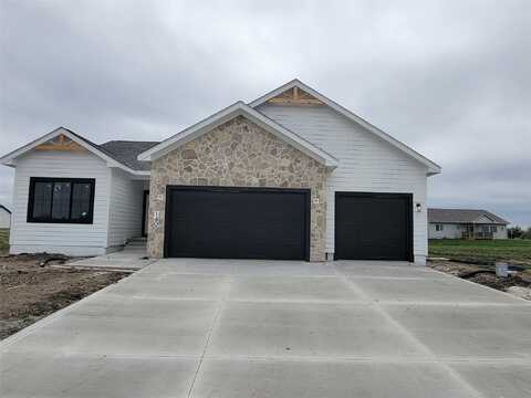 140 NW Crabtree Lane, Waukee, IA 50263