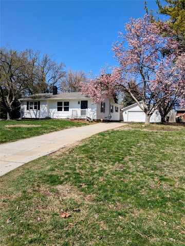 1300 NE 50th Place, Des Moines, IA 50313