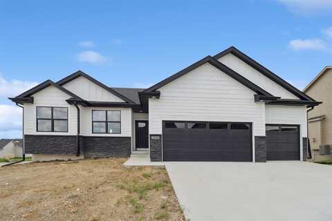 2550 SE Kettleridge Lane, Waukee, IA 50263