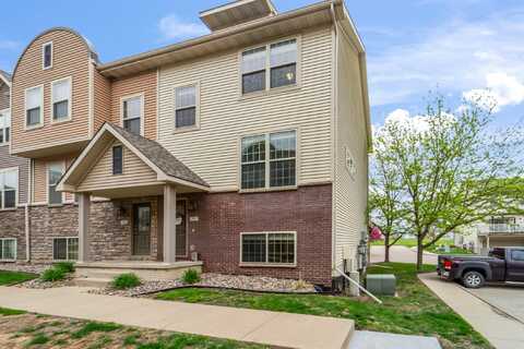 3600 SE Glenstone Drive, Grimes, IA 50111