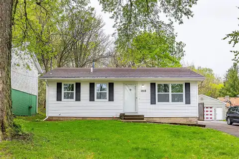 1338 E 36th Court, Des Moines, IA 50317