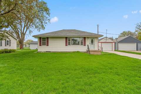 415 School Street, Waukee, IA 50263