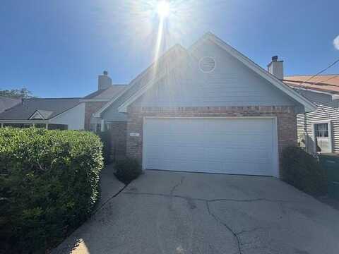 37 3Rd Street, Shalimar, FL 32579