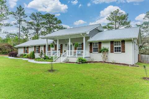 100 Pinewood Drive, DeFuniak Springs, FL 32433