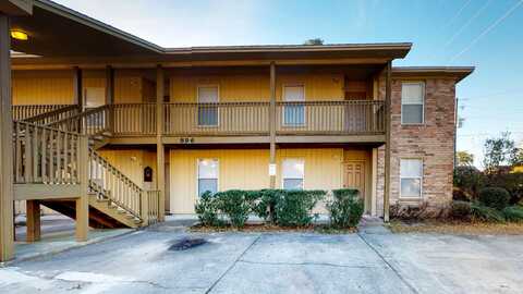 895 Silverwood, Fort Walton Beach, FL 32547
