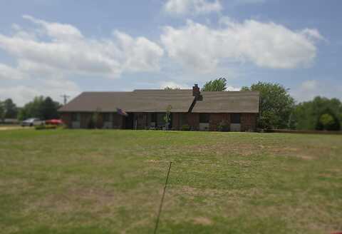930 Bryan Dr, Enid, OK 73701