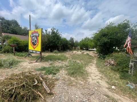 899 Madison St, Eagle Pass, TX 78852