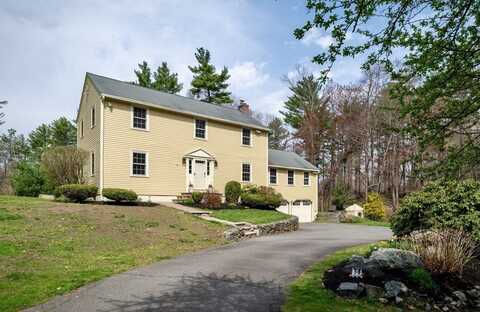 39 Alderbrook Dr, Topsfield, MA 01983