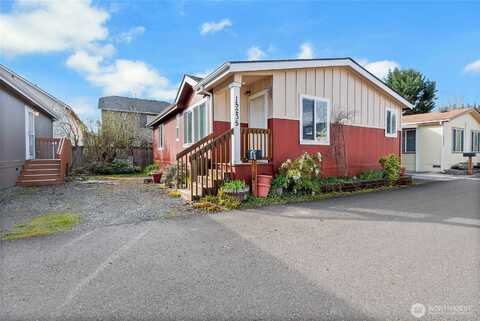 15235 Pine Drive, Renton, WA 98058