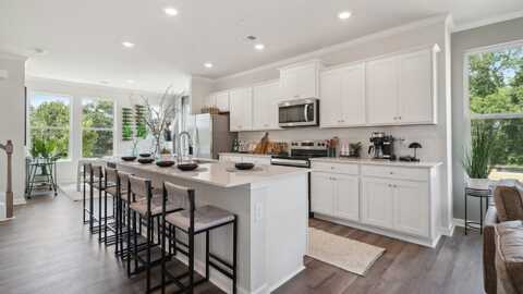 113 CHESTNUT TRACE, Atlanta, GA 30354