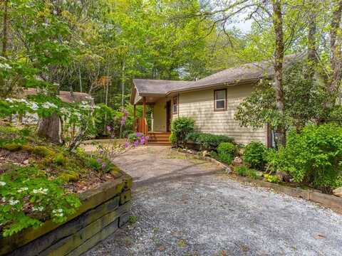 651 Chalk Hill Rd, Franklin, NC 28734