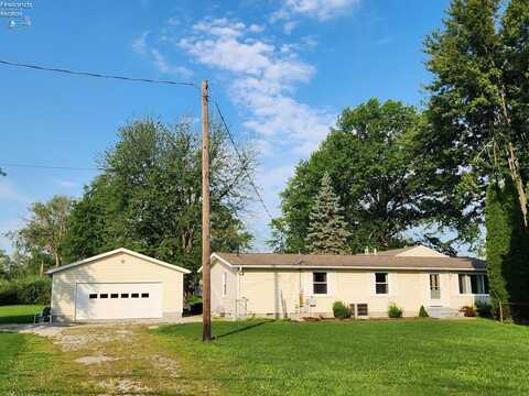 210 N. Christy Chapel Rd, Port Clinton, OH 43452