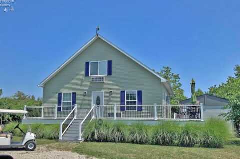 203 Lower Cliff Drive, Kelleys Island, OH 43438