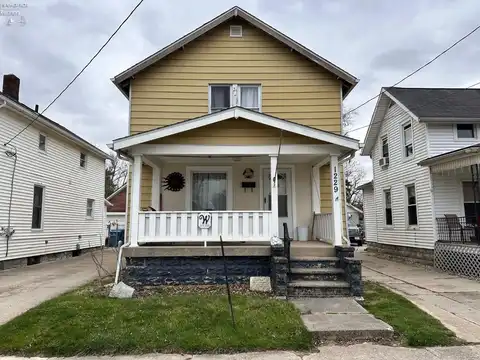 1229 Sycamore Street, Fremont, OH 43420