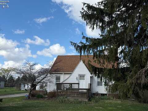 2412 Tiffin Road, Fremont, OH 43420