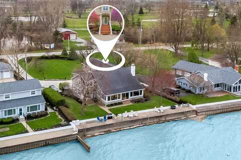 2653 E Sand Road, Port Clinton, OH 43452