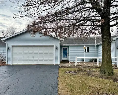 524 B Autumnwood Drive, Tiffin, OH 44883