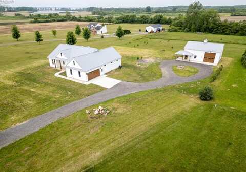 1290 S Hartshorn Road, Marblehead, OH 43440