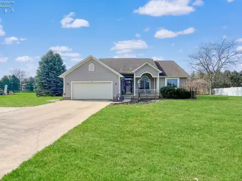 215 Yorkshire Place, Bellevue, OH 44811