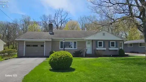 1313 E 4th Street, Marblehead, OH 43440