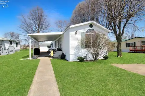 43 E Bass Circle, Marblehead, OH 43440